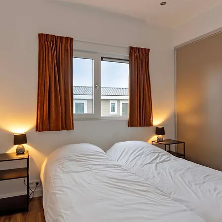 Topparken - Parc Ijsselhoeve Tatil parkı 3*